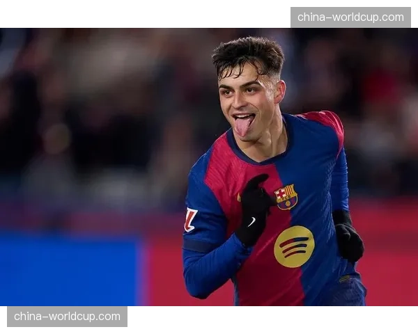 传闻：巴萨主力中场佩德里因续约分歧，可能考虑夏季离队